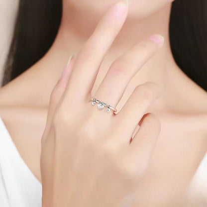 Glittering Heart Ring